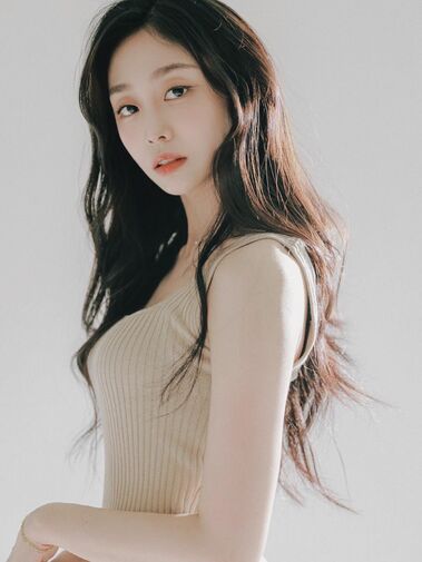 Seo Ji-soo (서지수)